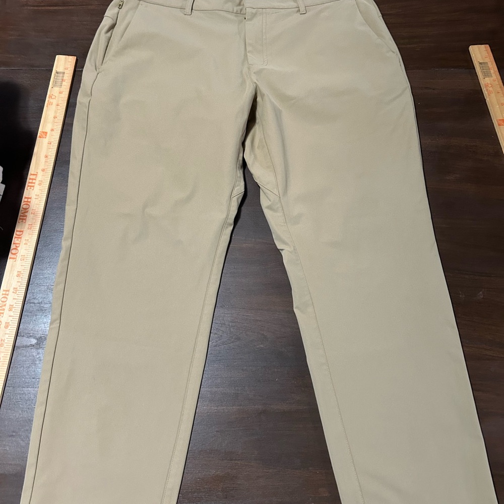 Fabletics Men's Khaki Stretch Chinos